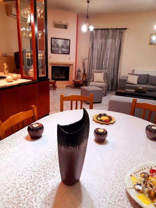 Το Σπίτι Του Γιάννη Apartment Pyli ภายนอก รูปภาพ